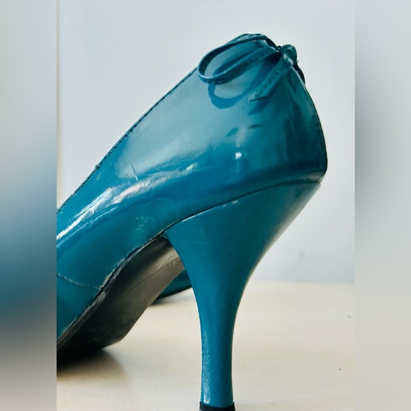 MAURICES TEEL PATENT PUMP - Picture 6 of 9